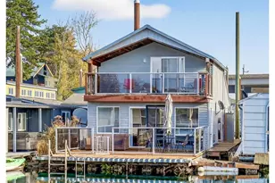 1635 N Jantzen Ave, Portland, OR 97217 - Photo 1