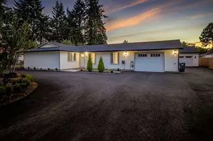 843 SE 147th Ave, Portland, OR 97233 - Photo 1