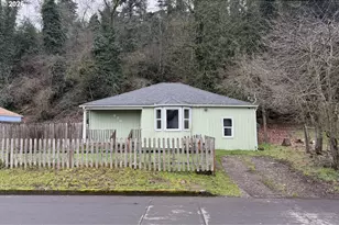 870 Kelly Blvd, Springfield, OR 97477 - Photo 1