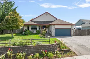 19370 Westwood Dr, Oregon City, OR 97045 - Photo 1