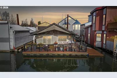 34326 Johnsons Landing Rd #B7, Scappoose, OR 97056 - Photo 1