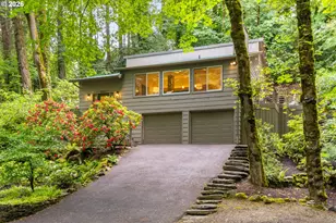 2755 SW Fairmount Blvd, Portland, OR 97239 - Photo 1