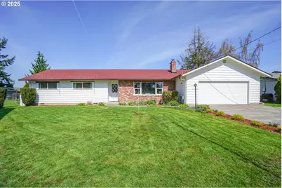 218 NW 9th St, Battle Ground, WA 98604 - Photo 1