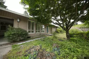 9894 SW Kimberly Dr, Tigard, OR 97224 - Photo 1