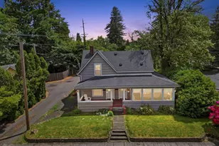327 6th St, Springfield, OR 97477 - Photo 1