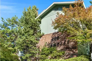 2523 SW Beaverton Hillsdale Hwy, Portland, OR 97239 - Photo 1