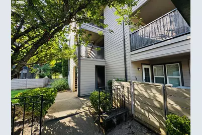 11627 SE Fuller Rd, Milwaukie, OR 97222 - Photo 1