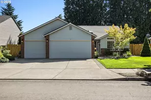 1858 SE Eagle Ln, Gresham, OR 97080 - Photo 1
