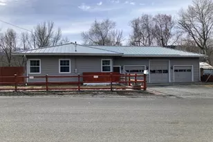 100 NW 7th Ave, John Day, OR 97845 - Photo 1