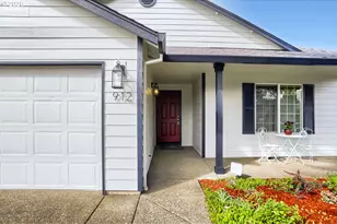 912 12th St, Lafayette, OR 97127 - Photo 1