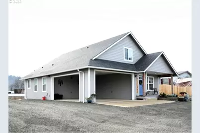 241 SE Johnson St, Winston, OR 97496 - Photo 1