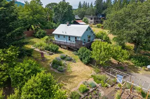 51 Columbia Ave, Underwood, WA 98651 - Photo 1