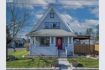 707 N 10th St, Cottage Grove, OR 97424 - Photo 1