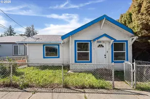 2960 Sherman Ave, North Bend, OR 97459 - Photo 1