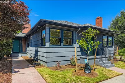 815/821 NE Holman St, Portland, OR 97211 - Photo 1