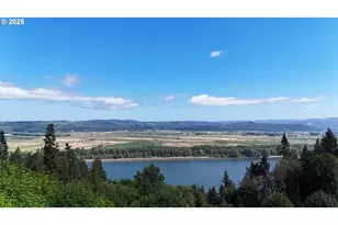 1085 Oak Point Rd, Longview, WA 98632 - Photo 1