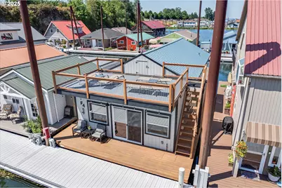 19609 NE Marine Dr #F4, Portland, OR 97230 - Photo 1