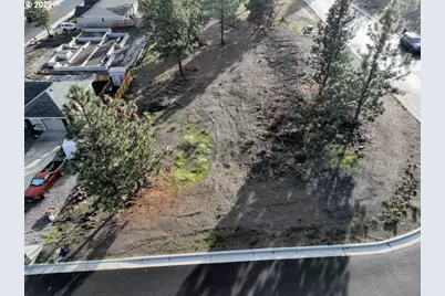 W 15th St #36, The Dalles, OR 97058 - Photo 1