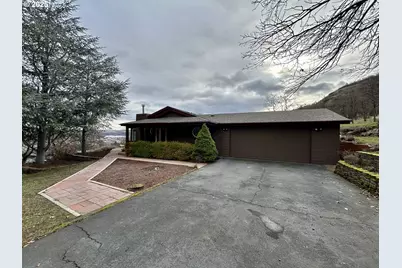 1337 Sterling Dr, The Dalles, OR 97058 - Photo 1