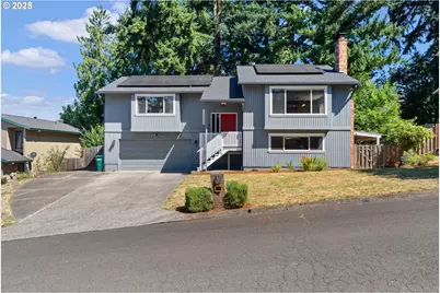 12245 SE Quietwoods St, Happy Valley, OR 97086 - Photo 1
