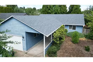 2317 SW Peggy St, McMinnville, OR 97128 - Photo 1