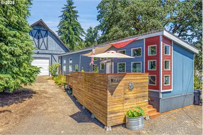 19371 S South End Rd, Oregon City, OR 97045 - Photo 1