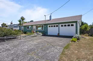 1232 NW Nye St, Newport, OR 97365 - Photo 1