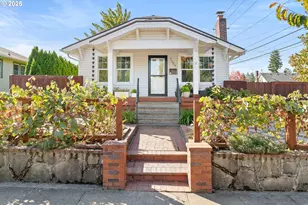 7155 N Fenwick Ave, Portland, OR 97217 - Photo 1