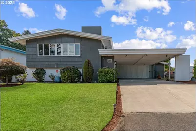 21 NE 196th Ave, Portland, OR 97230 - Photo 1