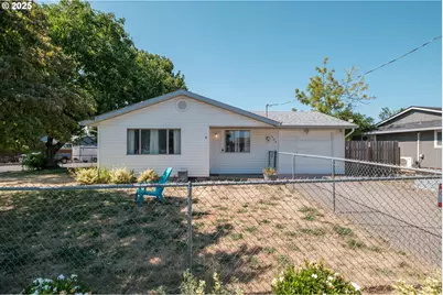 309 High St, Jefferson, OR 97352 - Photo 1