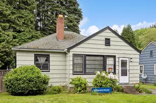 2331 SE 70th Ave, Portland, OR 97215 - Photo 1