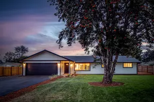 12611 NE 44th St, Vancouver, WA 98682 - Photo 1