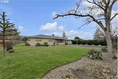 2035 Nonpareil Rd, Sutherlin, OR 97479 - Photo 1