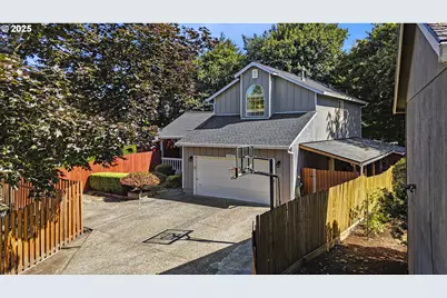 11877 SW Morning Hill Dr, Tigard, OR 97223 - Photo 1