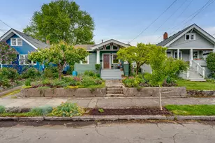4204 SE 25th Ave, Portland, OR 97202 - Photo 1