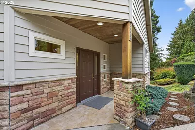 5522 SW Jefferson St, Portland, OR 97221 - Photo 1