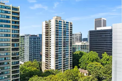 255 SW Harrison St SW #4C, Portland, OR 97201 - Photo 1