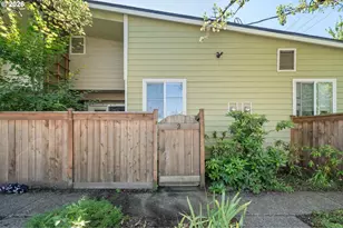 7302 N New York Ave, Portland, OR 97203 - Photo 1
