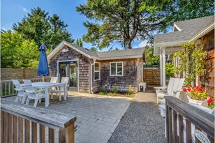 198 E Monroe St, Cannon Beach, OR 97110 - Photo 1
