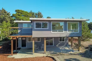 4589 Meares St, Florence, OR 97439 - Photo 1