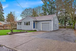 13104 SE Center St, Portland, OR 97236 - Photo 1