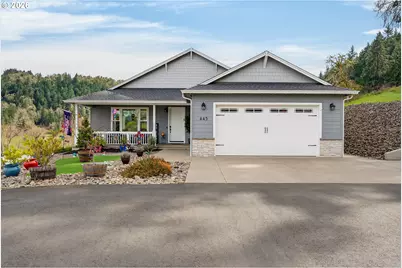445 Madera Ln, Roseburg, OR 97471 - Photo 1