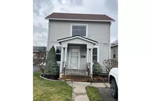 1908 Adams Ave, La Grande, OR 97850 - Photo 1