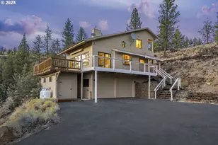 16966 Canyon Crest Dr, Sisters, OR 97759 - Photo 1