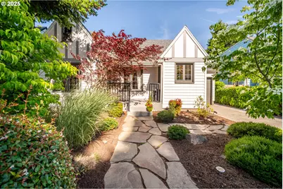 6406 N Michigan Ave, Portland, OR 97217 - Photo 1