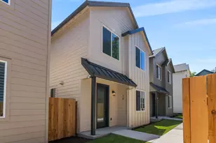 72 NE Stanton St, Portland, OR 97212 - Photo 1