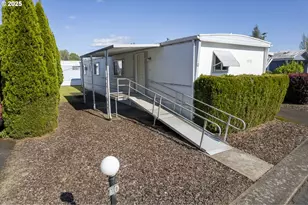 1501 SW Baker St, McMinnville, OR 97128 - Photo 1