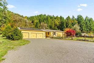 47849 W 2nd St, Oakridge, OR 97463 - Photo 1