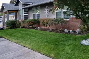 625 S Elizabeth St, Milton-Freewater, OR 97862 - Photo 1