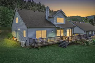 260 Jennifer Dr, Yachats, OR 97498 - Photo 1